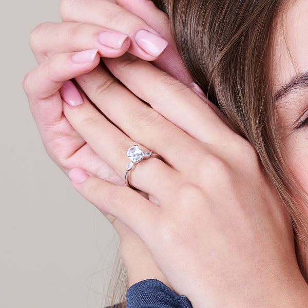 Grace Kelly Engagement Ring